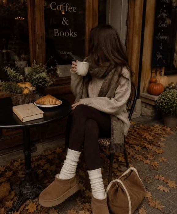 cute little cafe outing