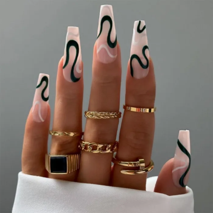 Pay for my bday nails✨️
