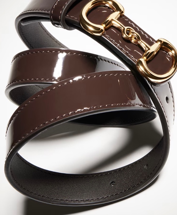 Thin belt with Horsebit buckle