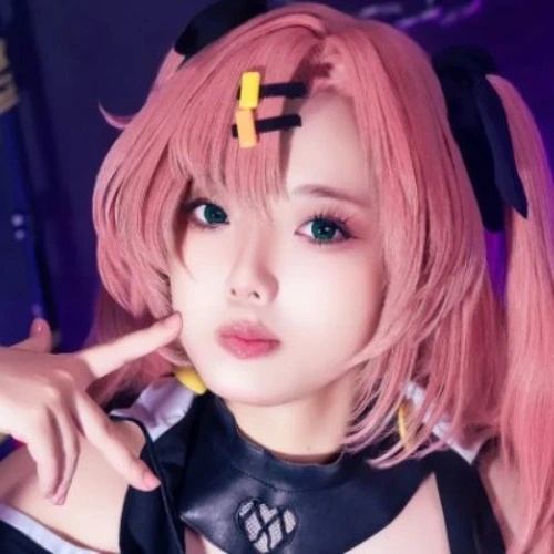 UwU give me a dollar