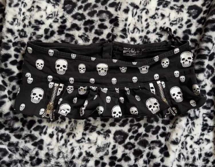 Skull micro skirt