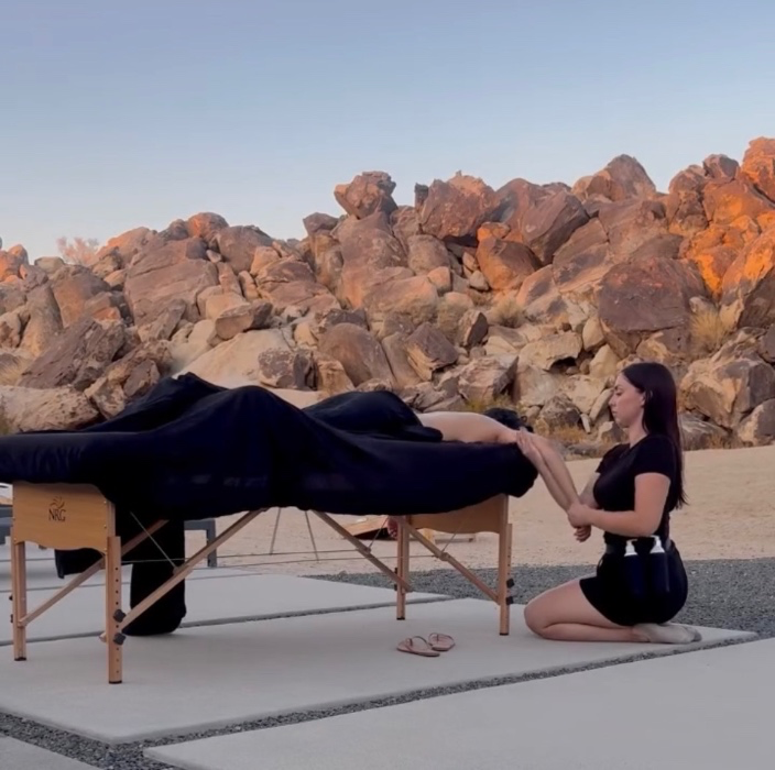 Massage w/ Jenicie Thomas 
