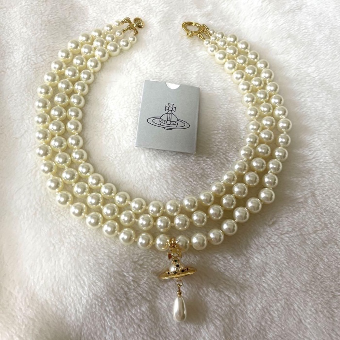 Vivienne Westwood three row pearl drop choker