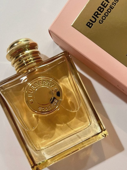 💋Burberry “God d3ss” Perfume
