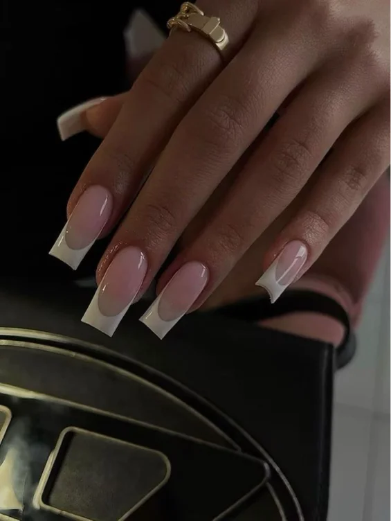Nails 