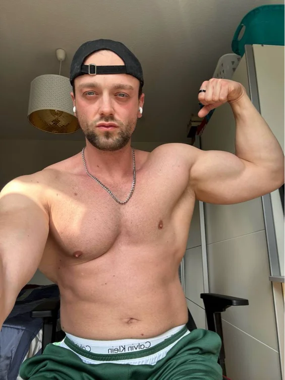 Biceps Tax