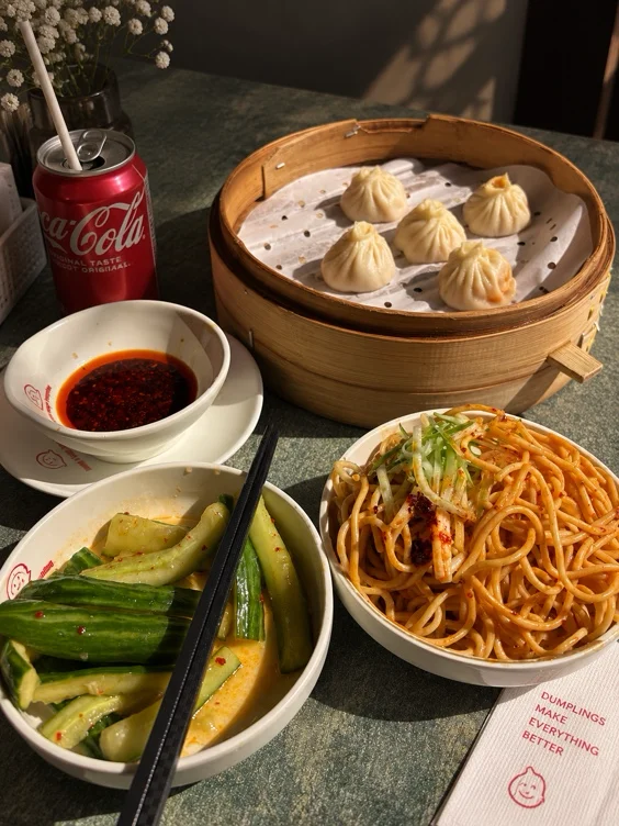 Dumpling solo lunch 🥟 