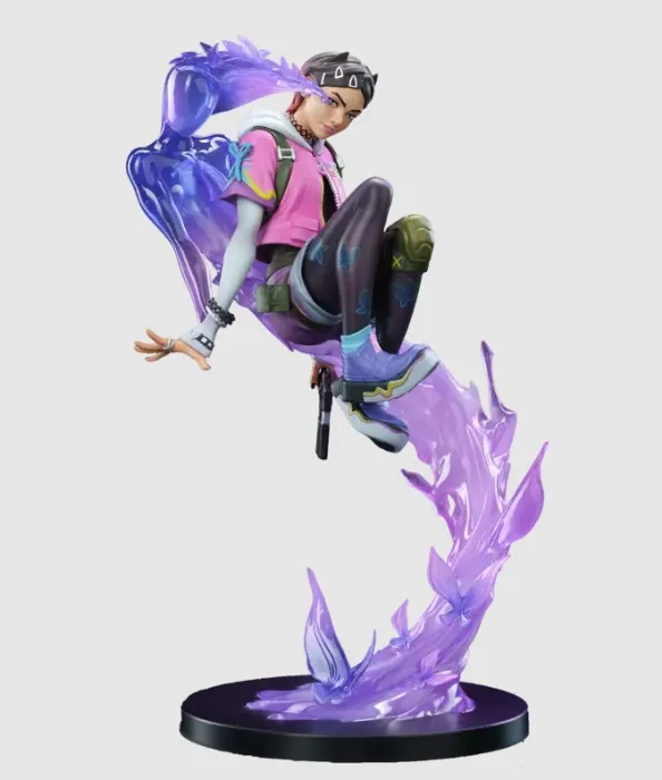 Figurka Clove 🦋