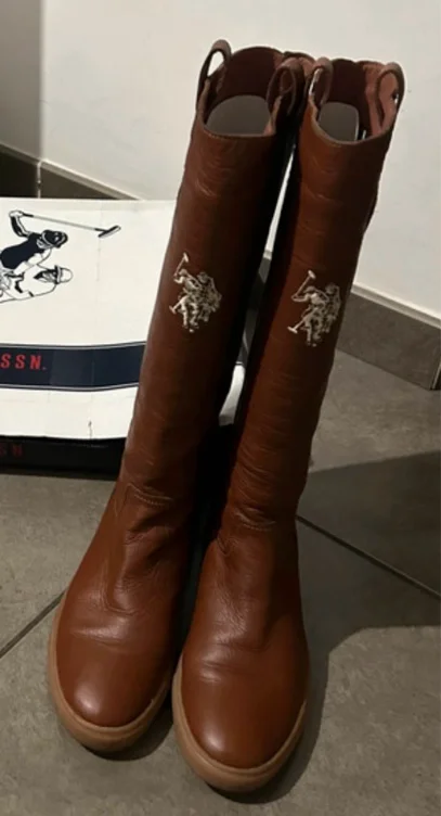 Botte brune chaude d’hiver 