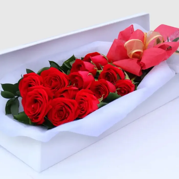 Dozen Roses