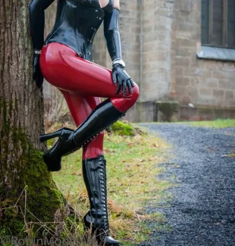 Red Latex Leggings 