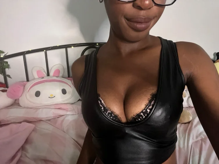spoil me♡ *1,000