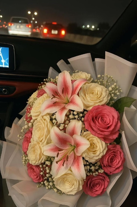 bouquet of flowers 💐🌺🌻
