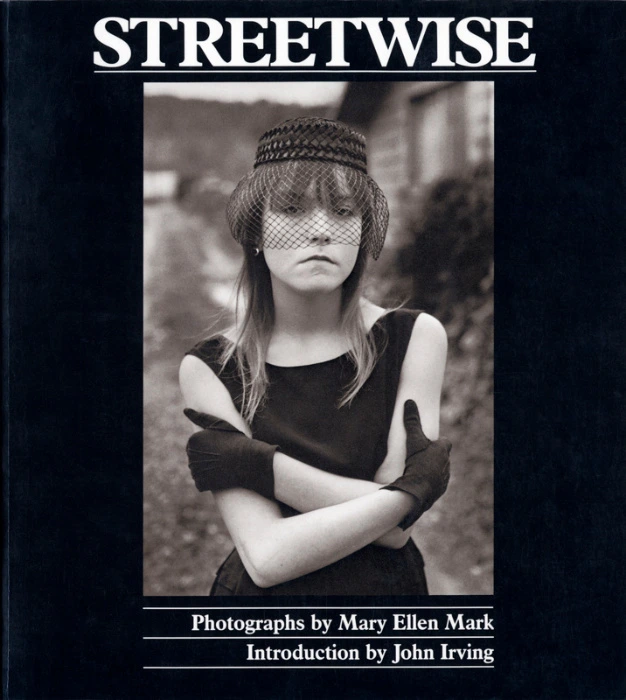 Streetwise by Mark, Mary Ellen.: (1988) | Centerbridge Books