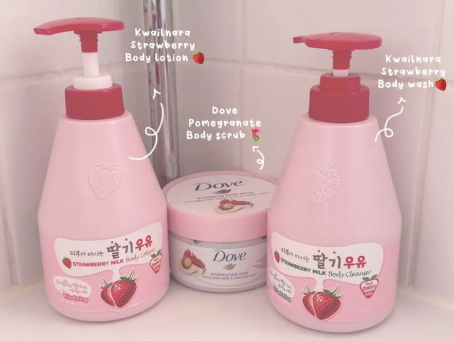 Strawberry Milk Body Lotion