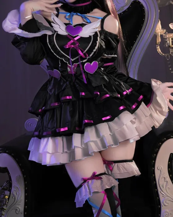 PRETTY DRESSS
