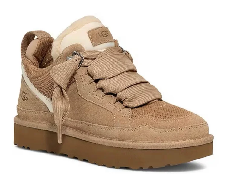 UGG Lowmel Sand (Women's)