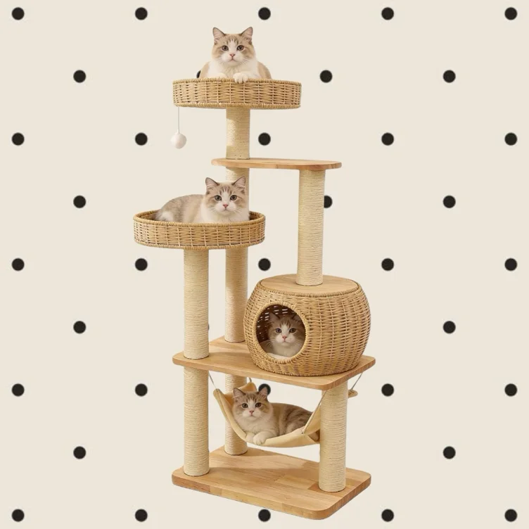 Wooden Cat Tree 🤎