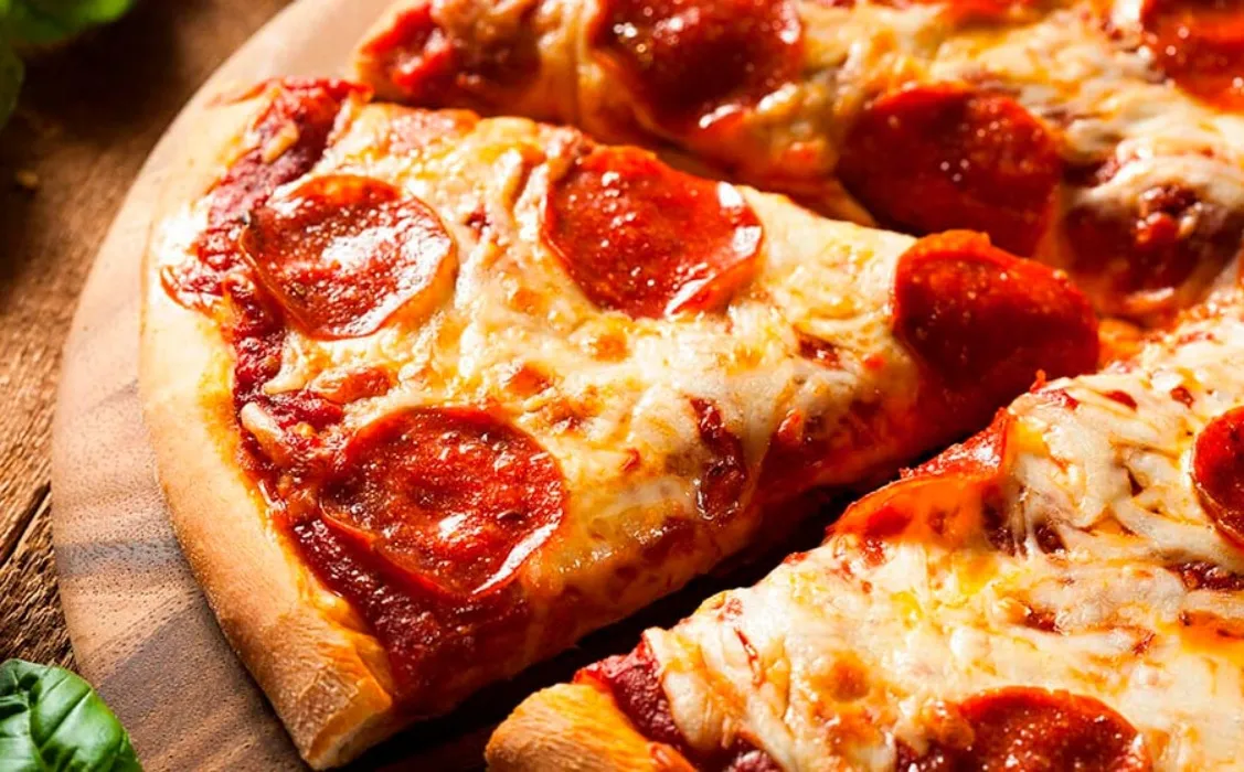invite me a pizza