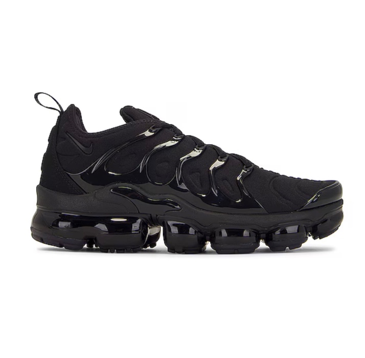 Nike TNs (Black)