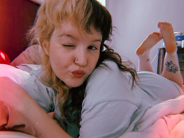 virtual kiss 💋