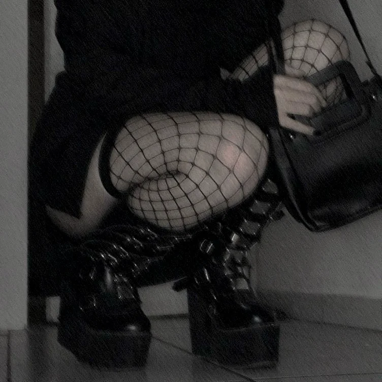 ur fav girl ♡₊ ⊹