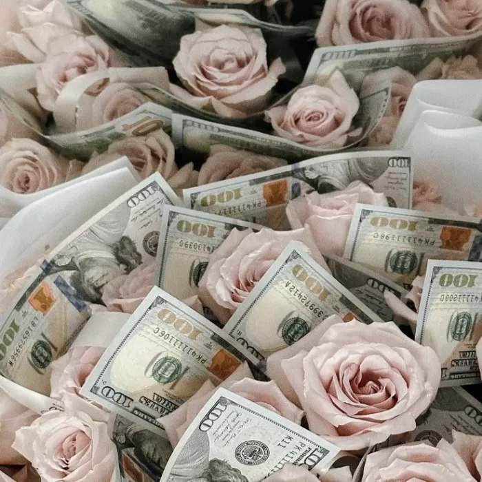 Luxury 1K Flowers 