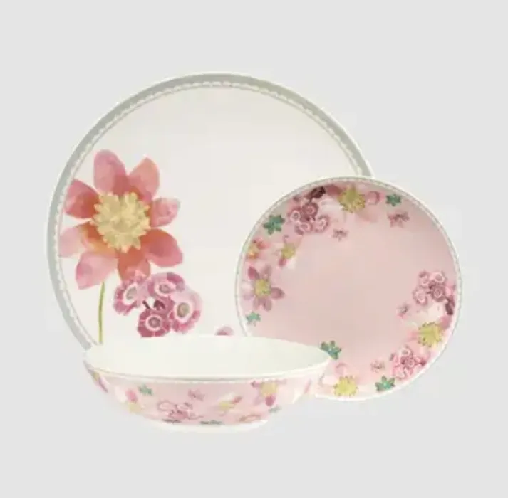 Maxwell & Williams Primula Coupe Dinner Set 12 Piece Pink 