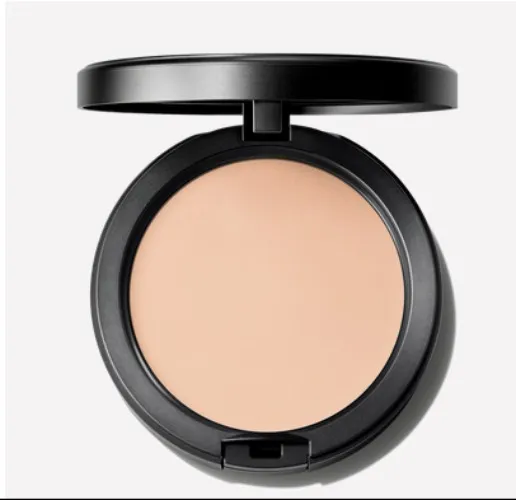 MAC Studio Fix make-up compact