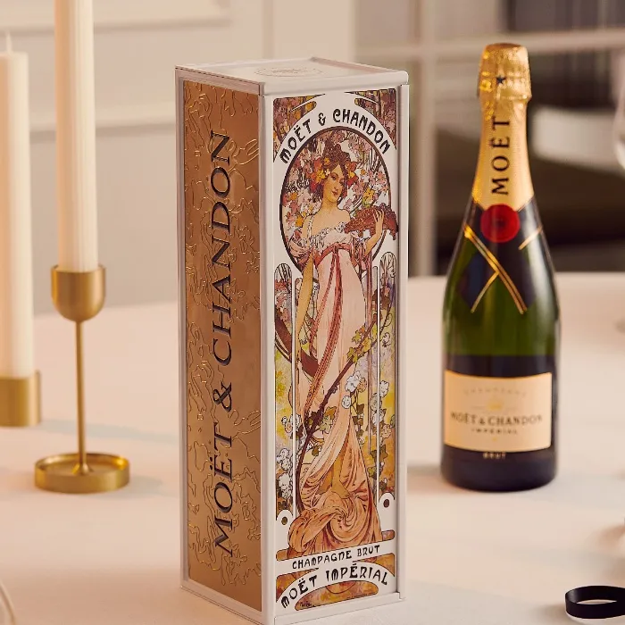 Moët et Chandon Mucha bottle (limited edition)