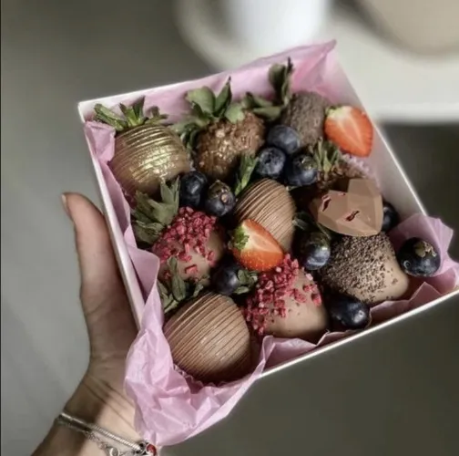 Strawberry Box