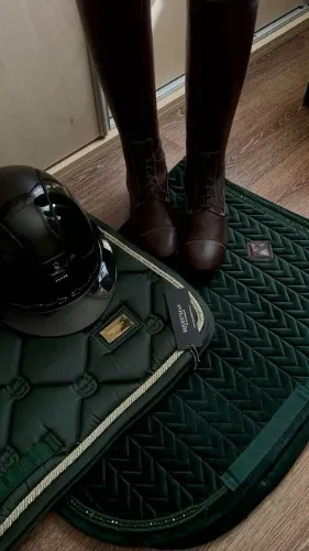 Esquestrian gear