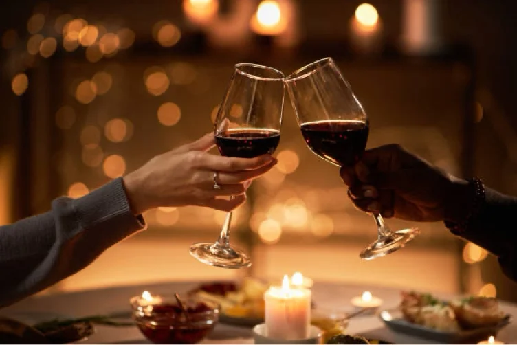 A glass of wine on you?🥂💋