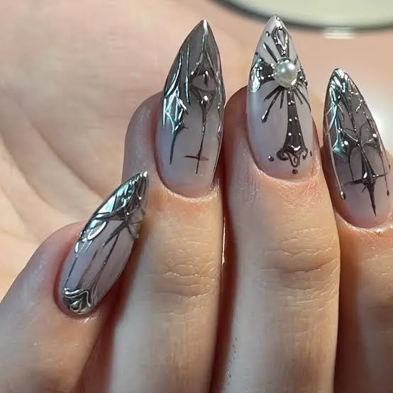 Pay for my nails 💅