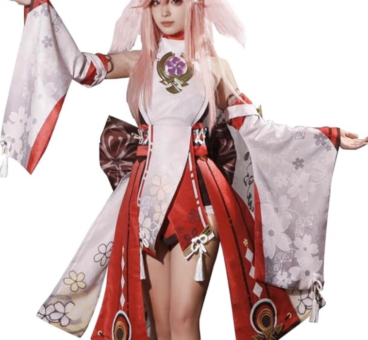 Yae Miko Cosplay