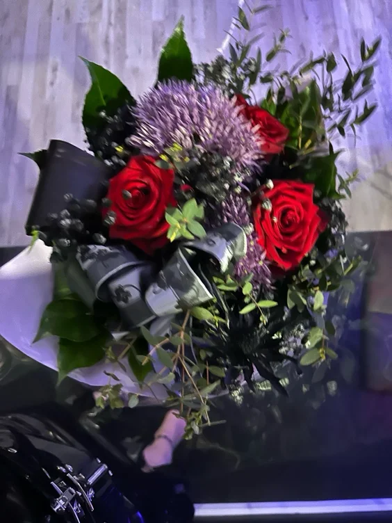 Buy me flowers 💐