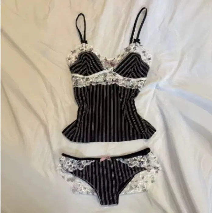 New Slim-Fit Striped Casual Sets with Spaghetti-Strap Tops and Shorts – Sexy Spice Girls Style with Panel Inserts