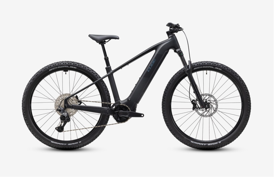Cube 2027  Reaction Hybrid Pro 800 Electric Hardtail Mountain Bike in Silver Dust & Prism