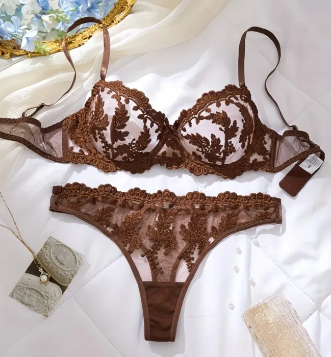 Sheer brown lingerie lacy set for women