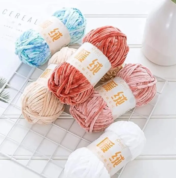 10 Pack Random Colour Super Soft Chenille Velvet Yarn Knitting Wool Thick Warm Crochet Knitting Yarns for Art Knitting Doll DIY Bag Sweater Crafts 500g