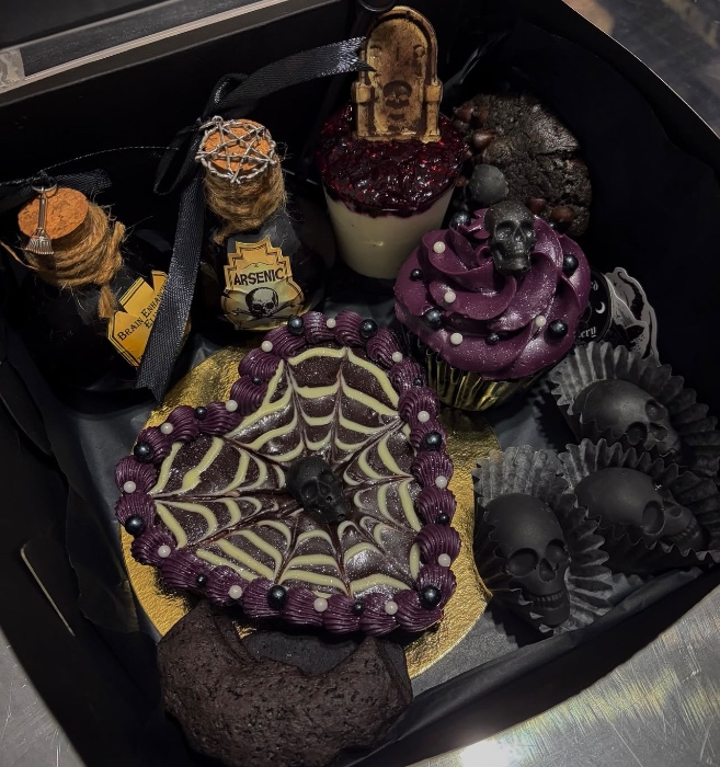 Spooky Sweet Box