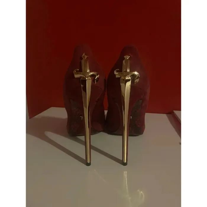 Cesare Paciotti Burgundy Suede Dagger Heels