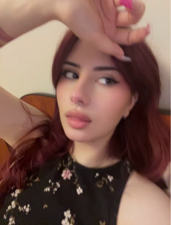 ^-^