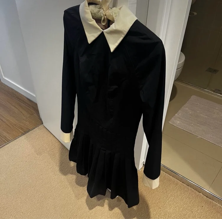 L’ECOLES DES FEMMES DRESS