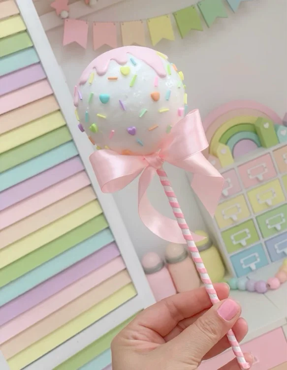 Treats 𓏲🪽˚˖ . ݁