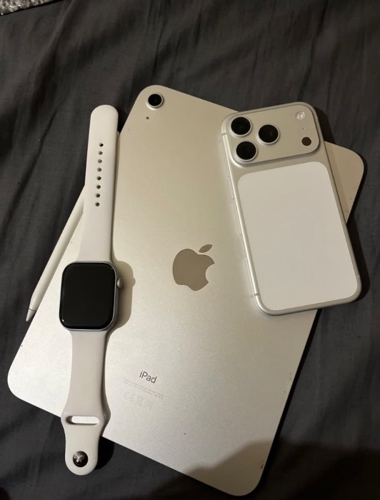 iPhone accessories 
