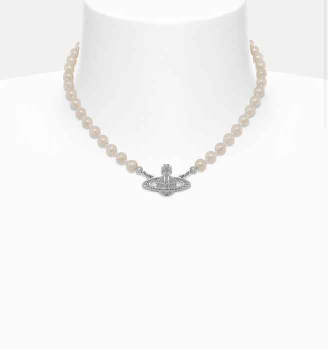 Vivienne Westwood Pearl Choker
