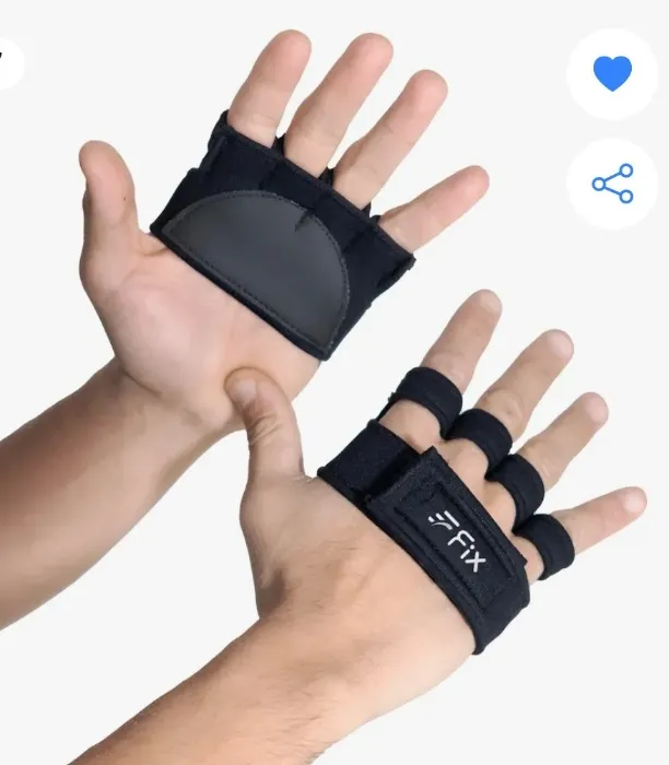 Hand gloves 💪🏻