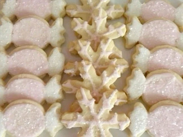 sweet treat ! ☃︎⋆꙳•❅*ִ