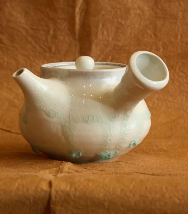 Dainichi Gama Droplets teapot 